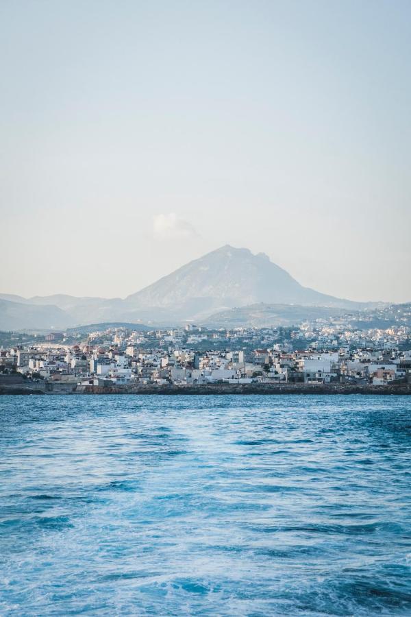 Minos By Agora Luxury Apartments In The Heart Of Heraklion Buitenkant foto