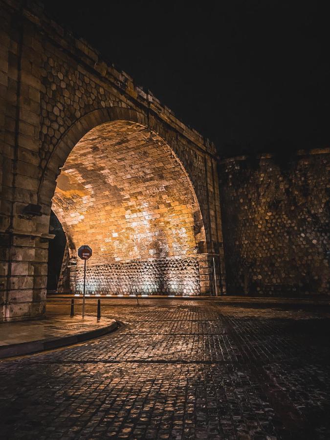 Minos By Agora Luxury Apartments In The Heart Of Heraklion Buitenkant foto