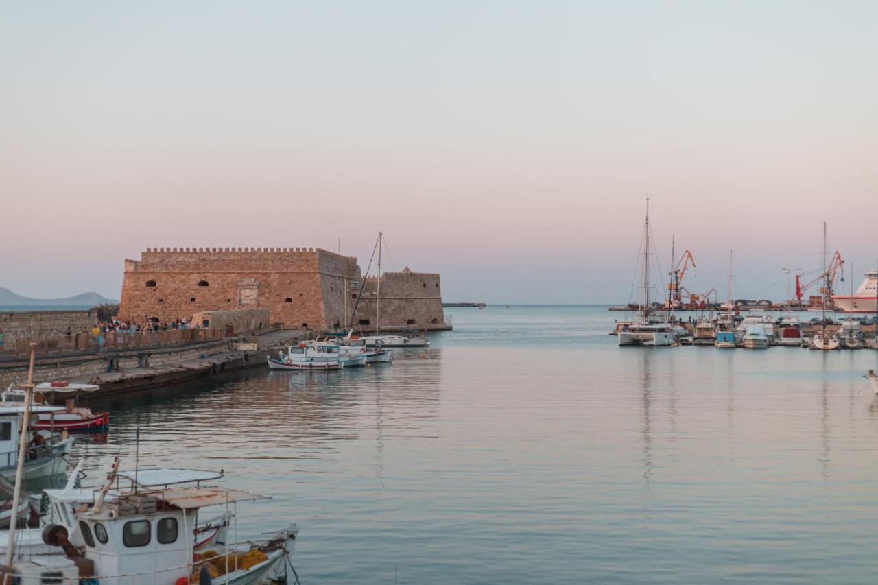 Minos By Agora Luxury Apartments In The Heart Of Heraklion Buitenkant foto