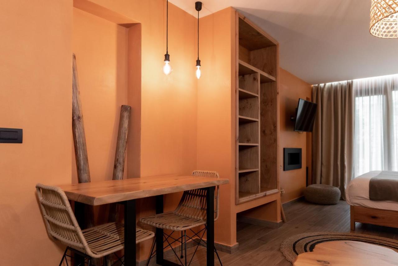 Minos By Agora Luxury Apartments In The Heart Of Heraklion Buitenkant foto