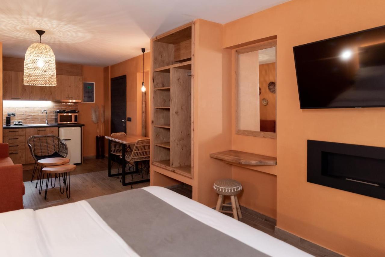 Minos By Agora Luxury Apartments In The Heart Of Heraklion Buitenkant foto
